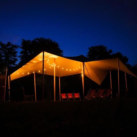 Camping @ Nogometni Golf Ljubljana Hotell Exteriör bild